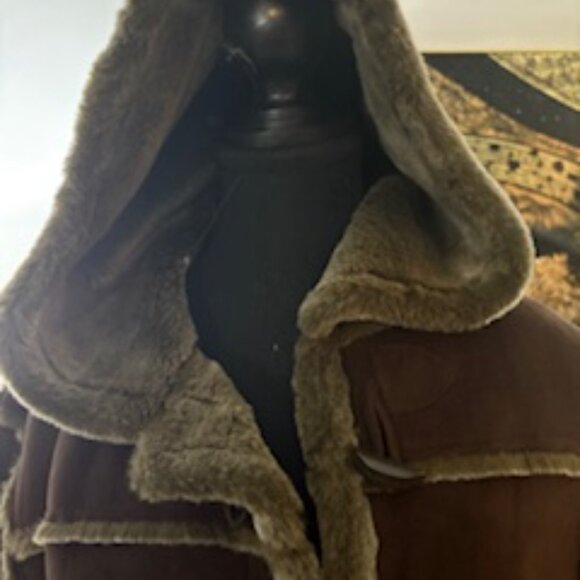 Long faux shearling coat - Picture 4 of 8